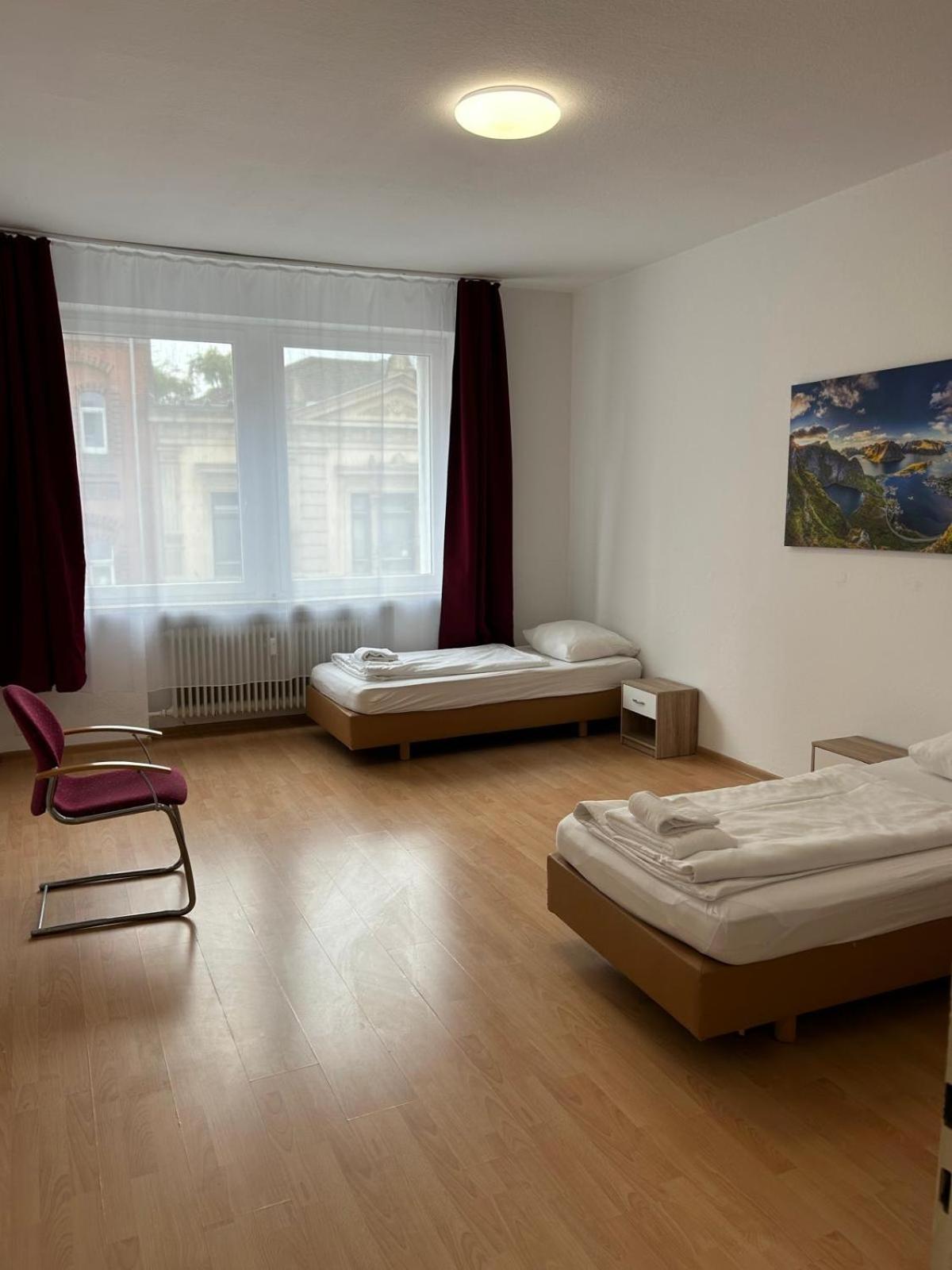 Othman Falkenstrasse 26